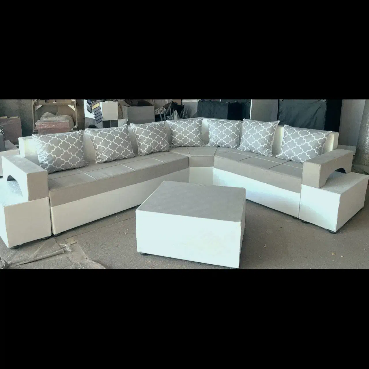 مبلمان پرند ال راحتی|مبلمان خانگی و میز عسلی|پرند, فاز ۲|دیوار