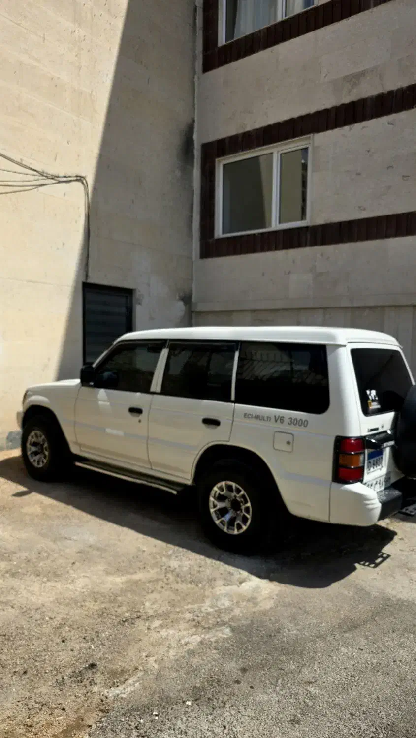 پاجیرو 2002|خودرو سواری و وانت|شیراز, شهرک گلدشت حافظ|دیوار