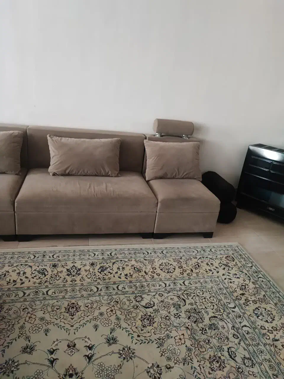 مبل یازده نفره|مبلمان خانگی و میز عسلی|دوگنبدان, |دیوار