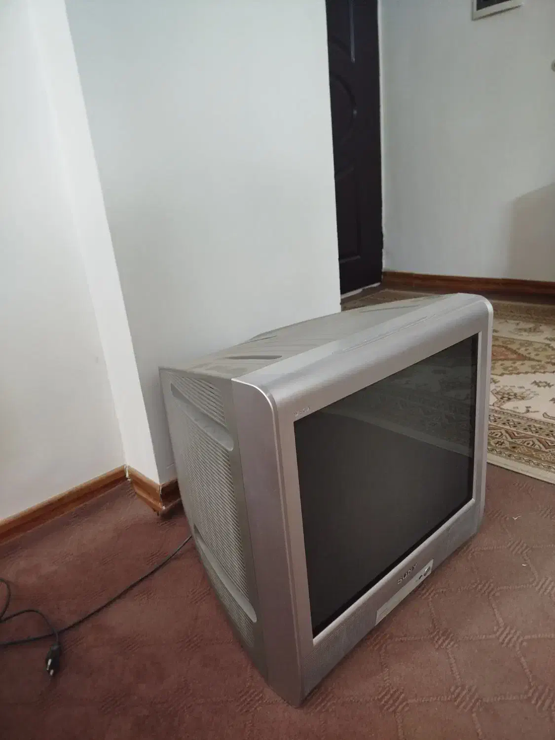 تلویزیون|تلویزیون و پروژکتور|قم, زنبیل آباد|دیوار