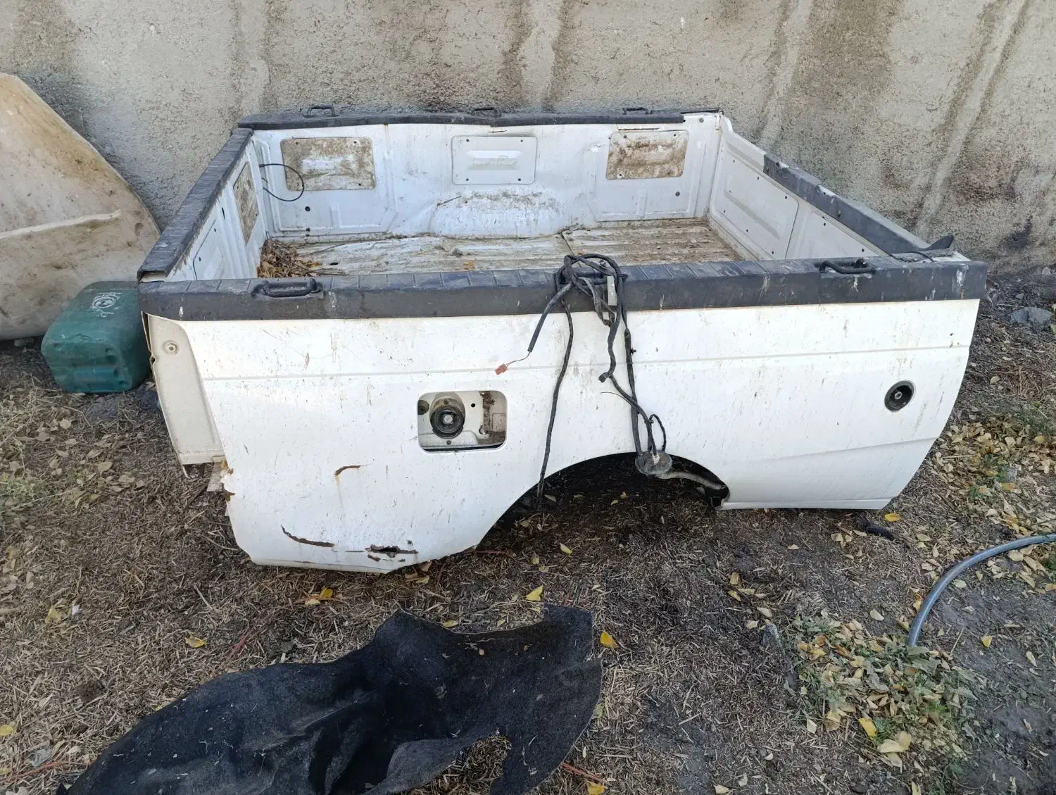 لنکن عقب اریسان|قطعات یدکی و لوازم جانبی|قروه, |دیوار