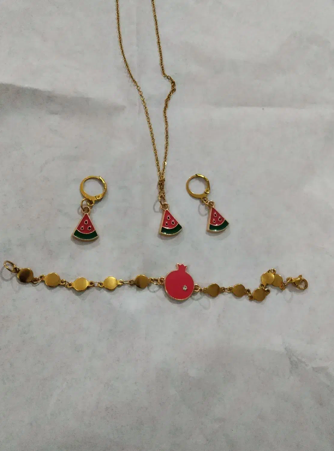 سرویس یلدایی رنگ ثابت|بدلیجات|مشهد, طرق|دیوار