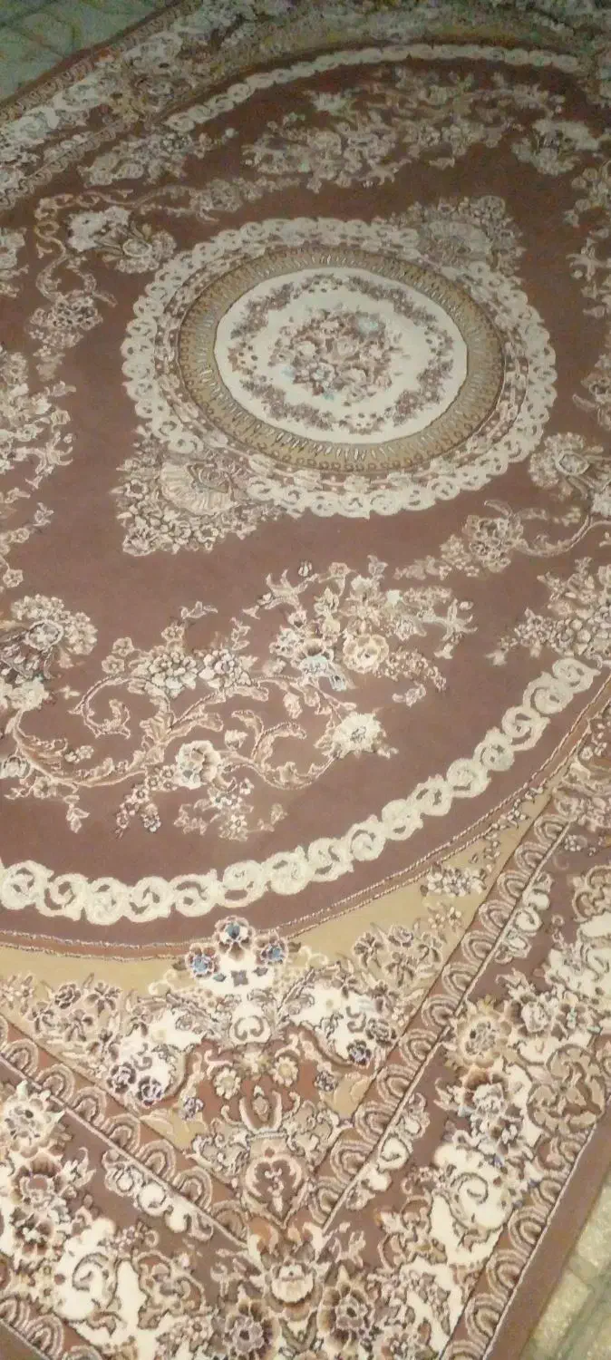 فرش ۶ متری جفت ۷۰۰ شانه وکم کار ودوعدد ۶ متری|فرش|سبزوار, رضوی|دیوار