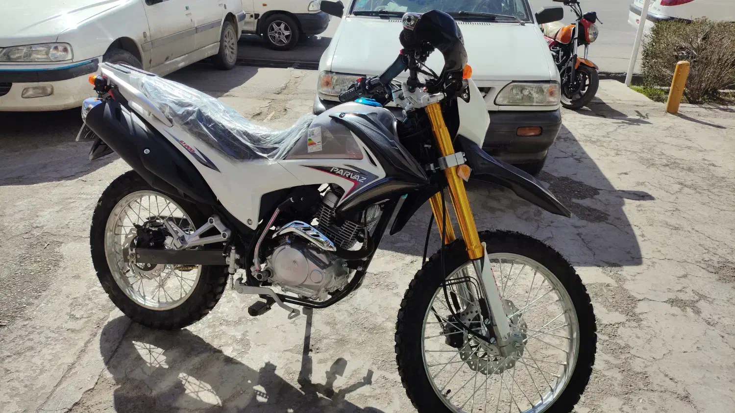 پرواز 200|موتورسیکلت|مشهد, هفت تیر (آب و برق)|دیوار