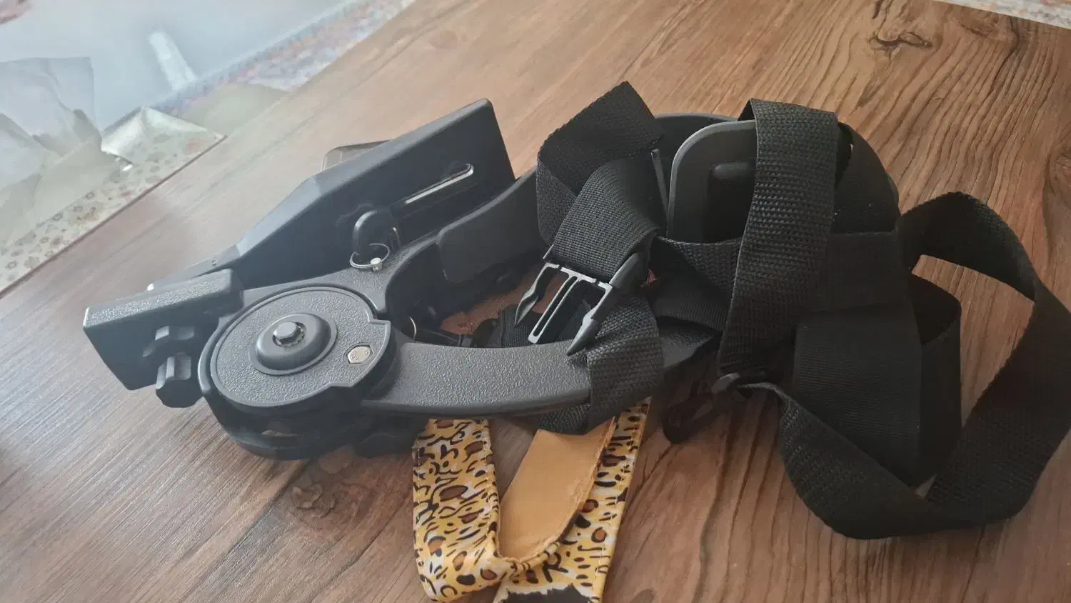 شولدر فیلمبرداری، ۹۵۰ هزار|دوربین عکاسی و فیلم‌برداری|هشتگرد, هشتگرد قدیم|دیوار