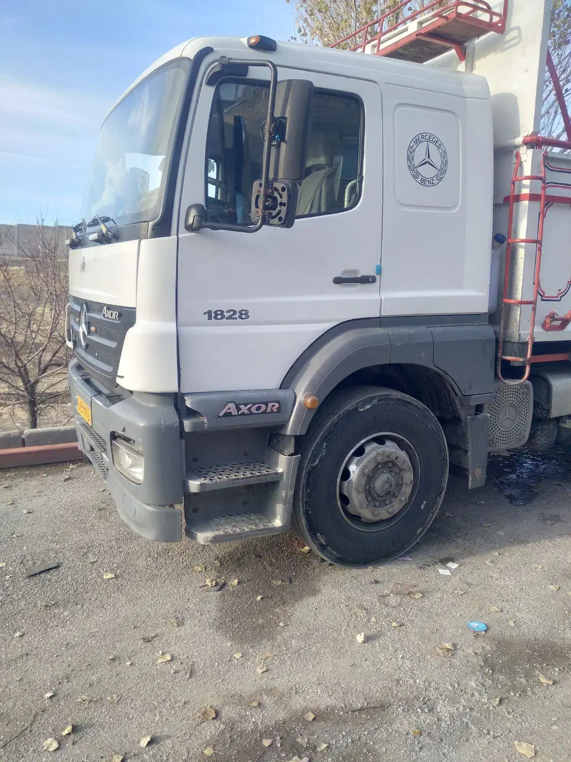 آتکوسینه آکسور|خودرو سنگین|دیواندره, |دیوار