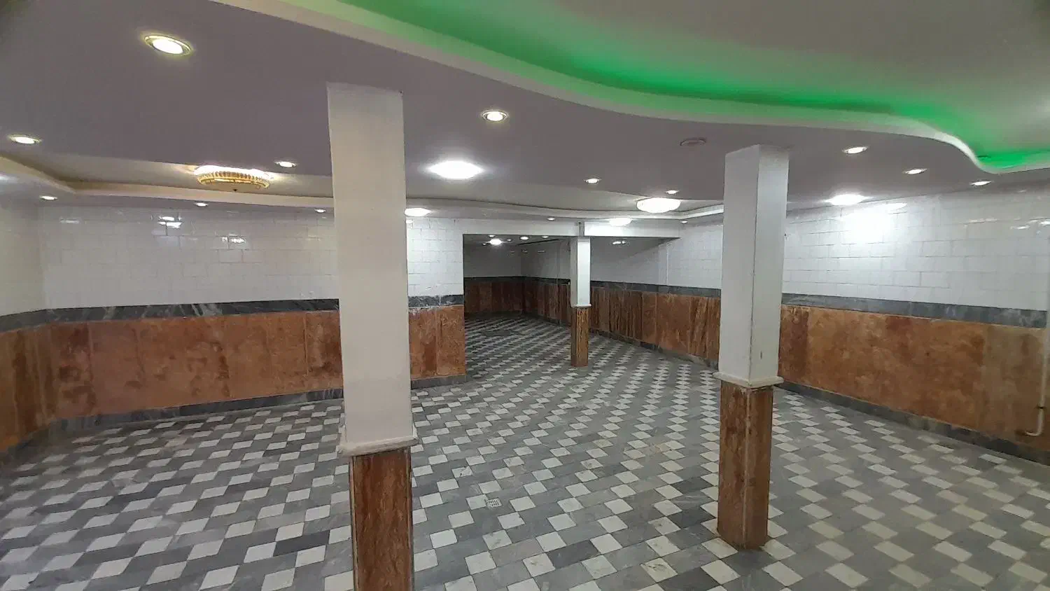 رهن و اجاره زیرزمین بر خیابان ابوذر/داش ساختمان|اجارهٔ دفتر کار، اتاق اداری، مطب|تبریز, |دیوار