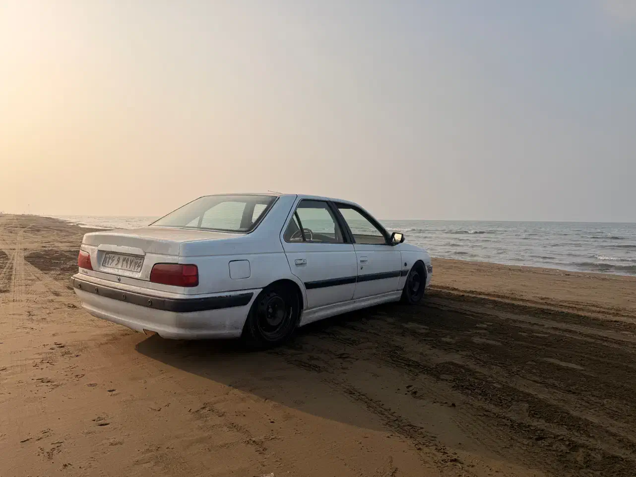 پارس سفید ۹۰|خودرو سواری و وانت|ساری, |دیوار