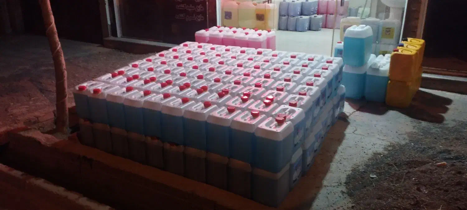 مایع لباسشویی 10 لیتری با کیفیت فوق العاده|مواد شوینده و دستمال کاغذی|تایباد, |دیوار