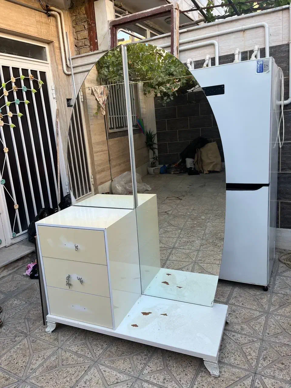 اینه دراور|جاکفشی، کمد، دراور|شیروان (خراسان), |دیوار