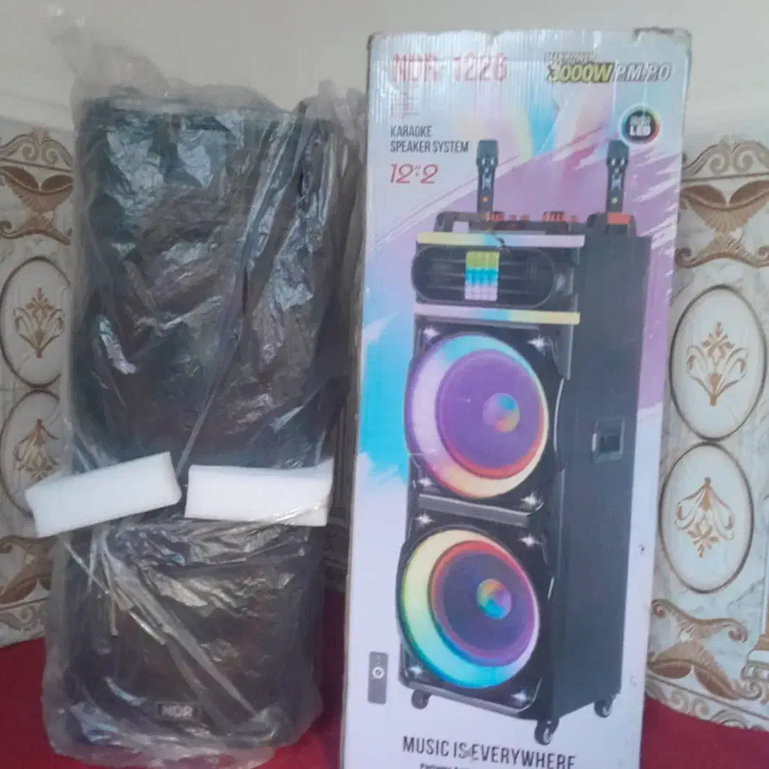 یک عدد بلندگو خفن|سیستم صوتی خانگی|چابهار, |دیوار