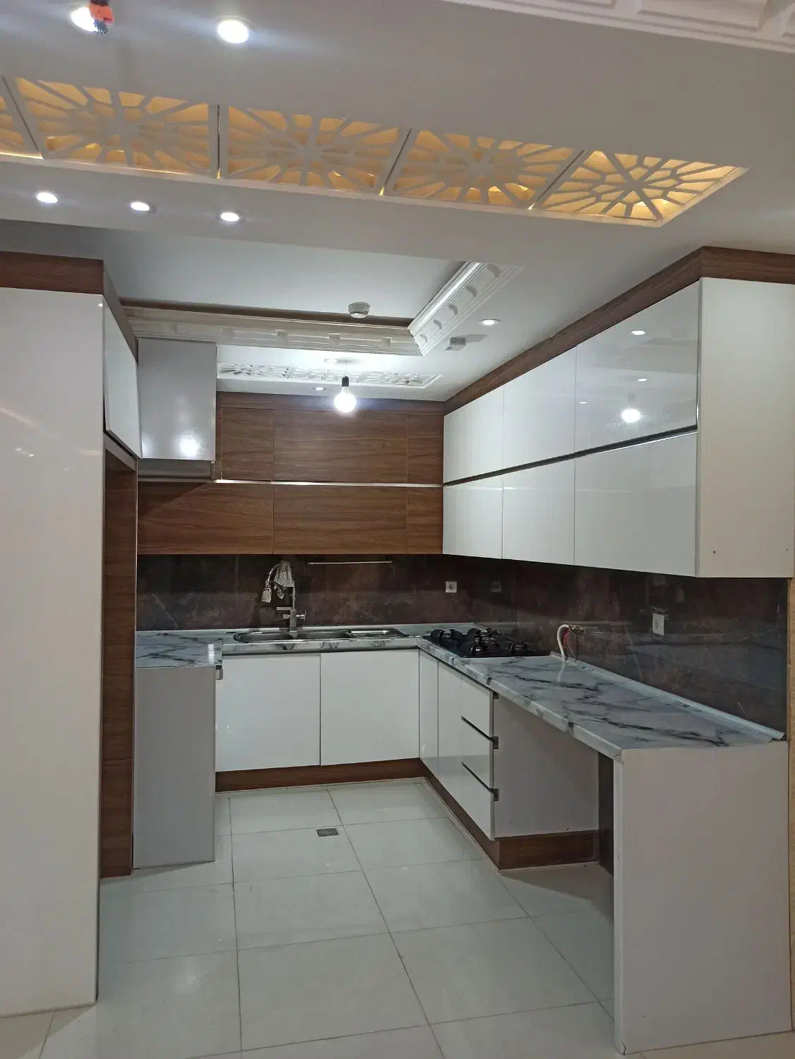 تک واحدی ۱۳۵ متری ۳ خواب صفر میلاد(قیمت استثنایی)|فروش آپارتمان|شاهینشهر, شهرک میلاد|دیوار