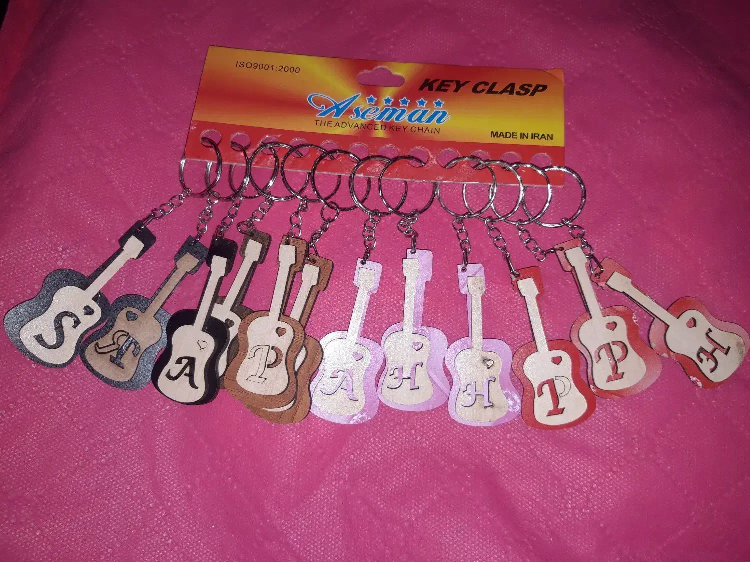 دسته کلید سیلیکونی عروسکی و فوتبالی وآدیداس|بدلیجات|ملایر, |دیوار