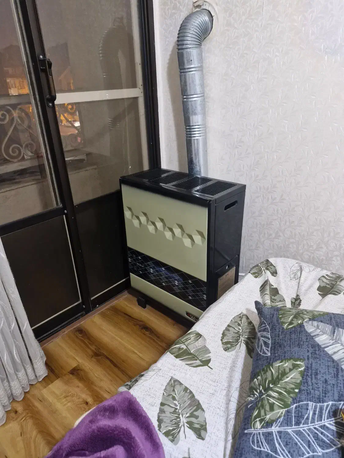 سه عدد بخاری کاملا سالم و کم مصرف|بخاری، هیتر، شومینه|رشت, استادسرا|دیوار