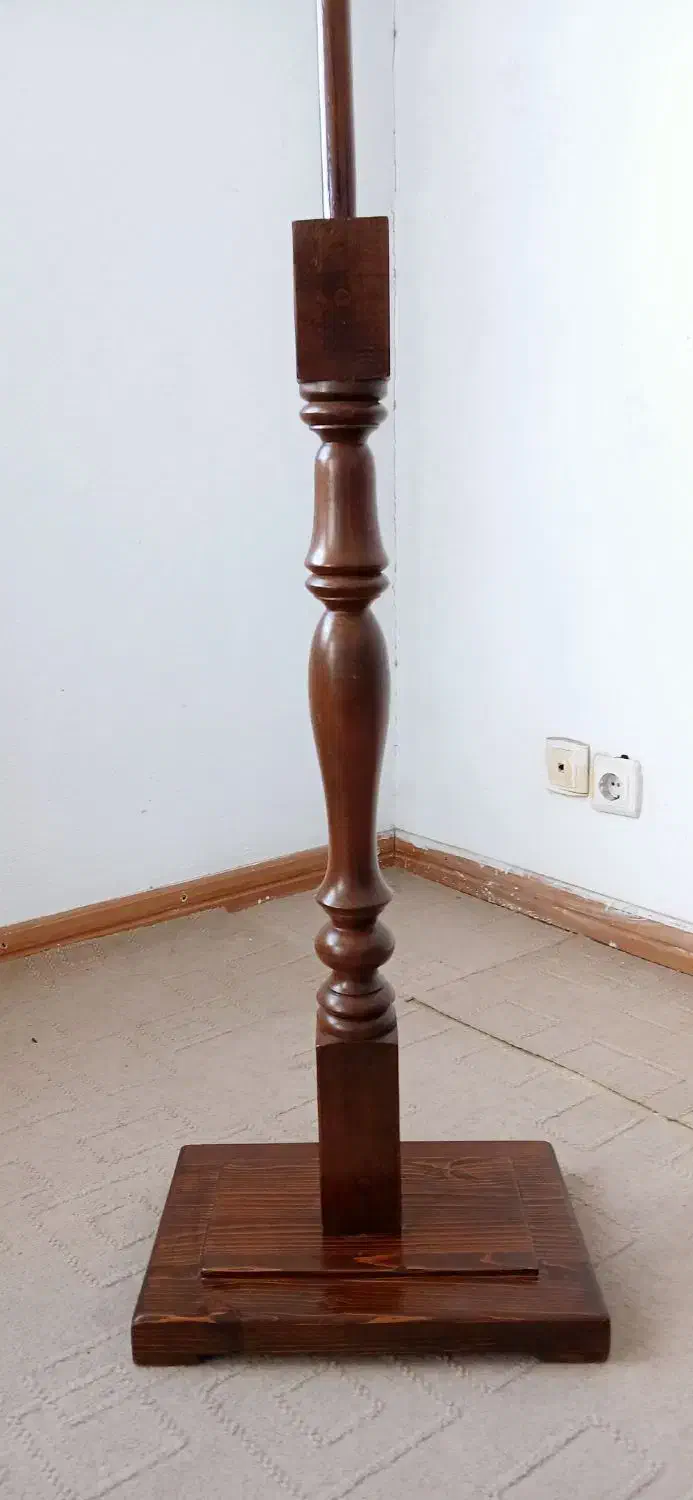 رگال و پایه مانکن چوبی|فروشگاه و مغازه|اندیشه, اندیشه فاز ۳|دیوار