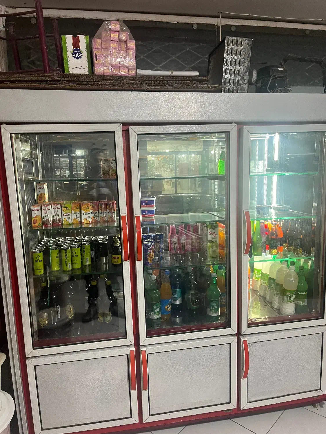 یخجال و ویترین مغازه|فروشگاه و مغازه|محمدشهر, جعفرآباد|دیوار