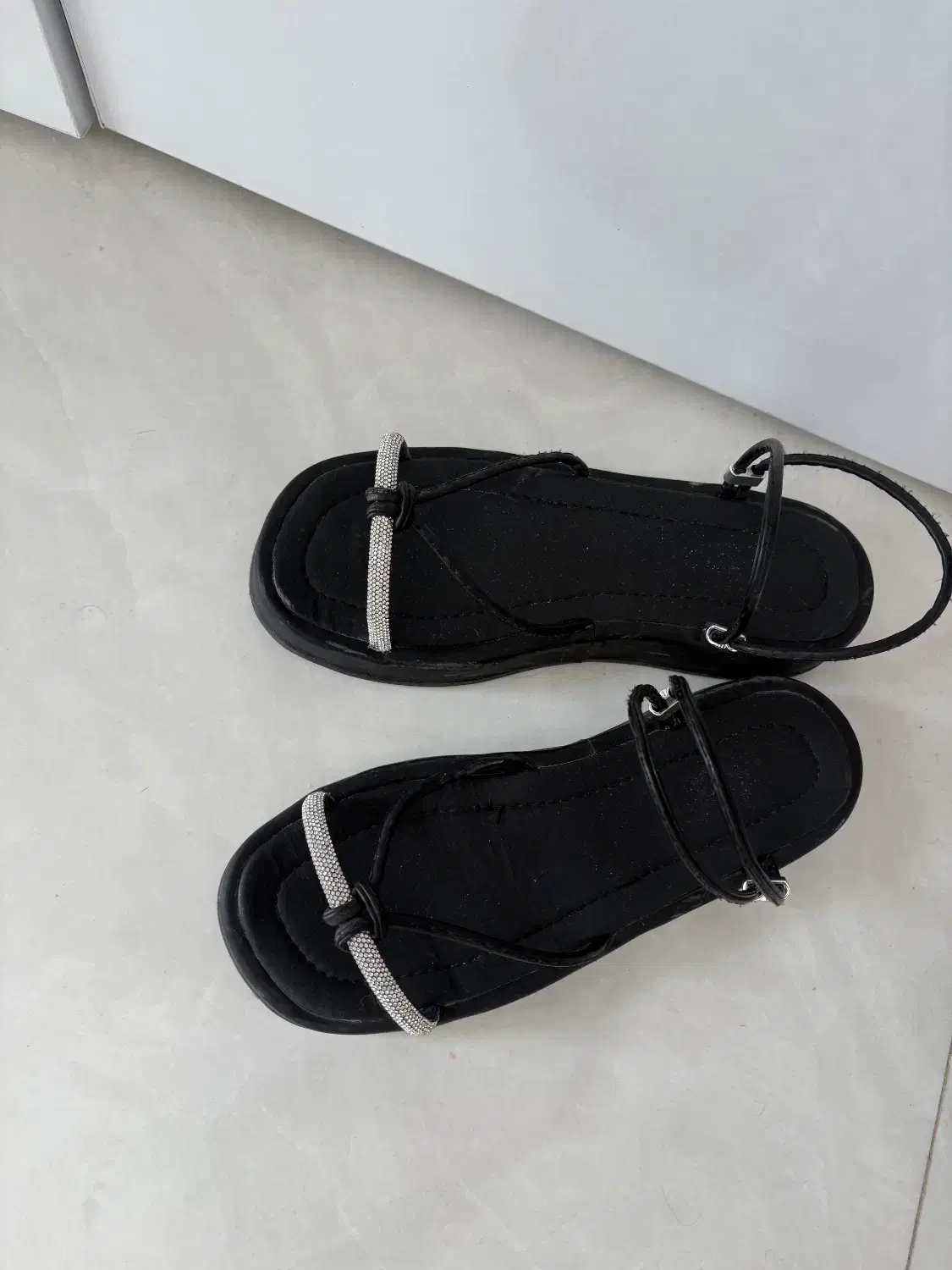 صندل|کیف، کفش، کمربند|بروجرد, |دیوار