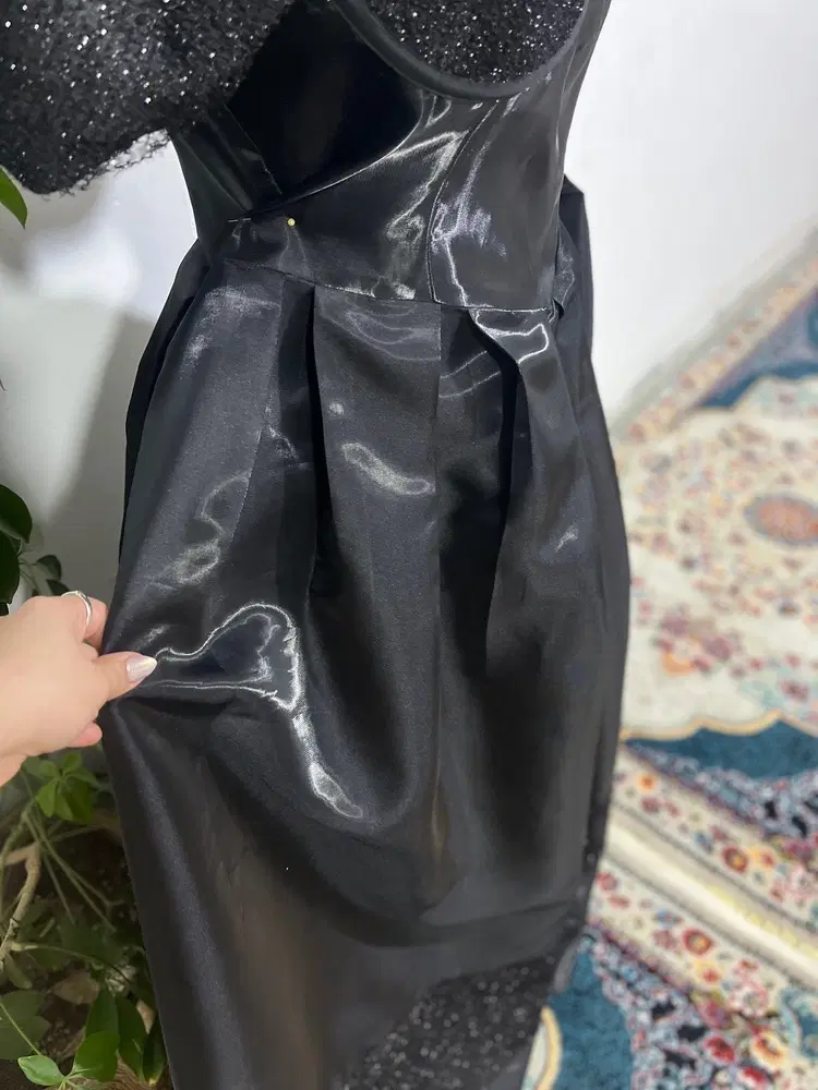 لباس|لباس|نیشابور, فردوسی جنوبی|دیوار