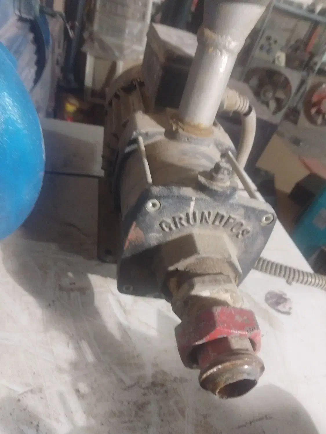 تعدادی پمپ آب.2اسب.1اسب3پروانه.نیم اسب|مصالح و تجهیزات ساختمان|صباشهر, |دیوار