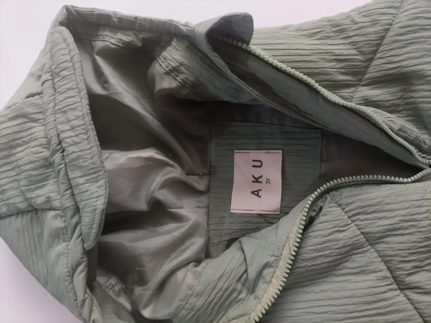 پافر|لباس|کرج, شهرک فهمیده|دیوار