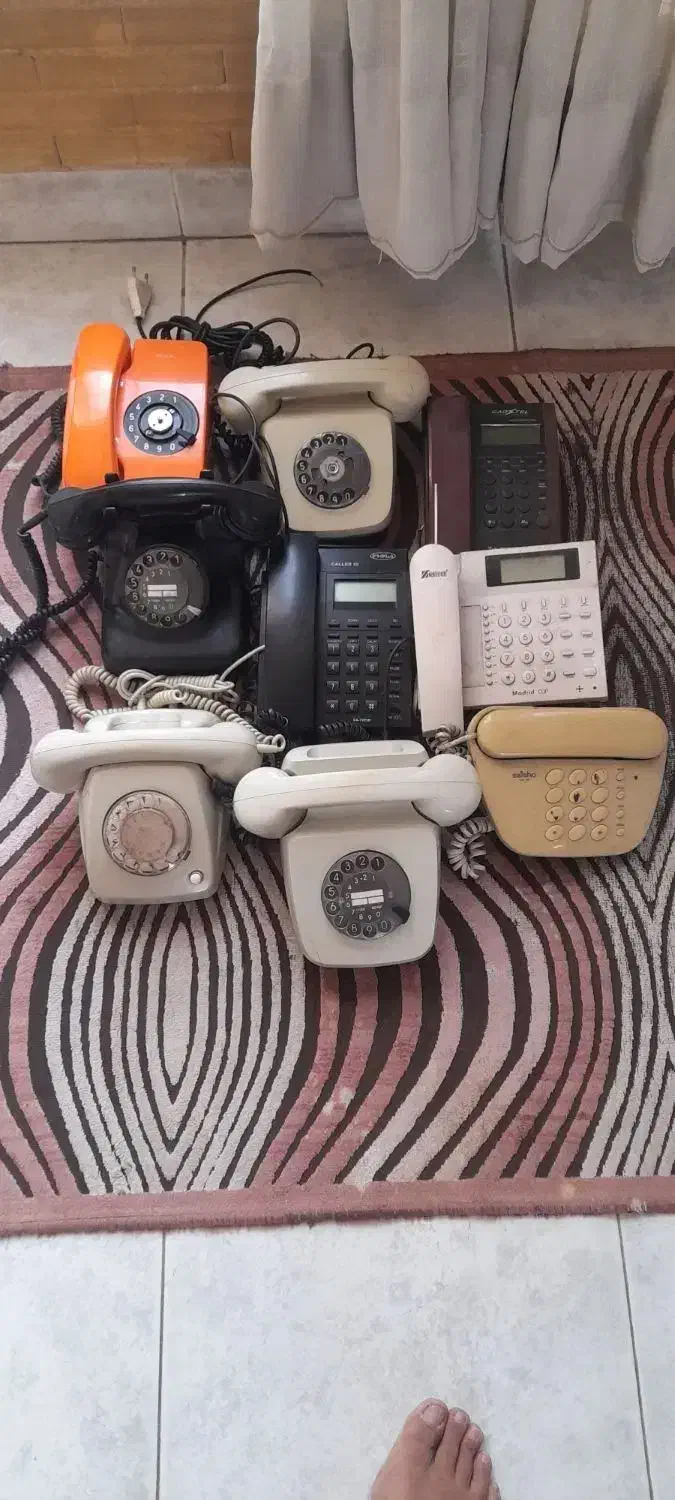 تلفن قدیمی وداخل شبکه|کلکسیون اشیاء عتیقه|تهران, شهرک غرب|دیوار