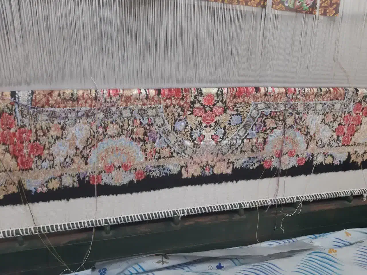 فرش ابریشم|فرش|قم, باجک یک|دیوار