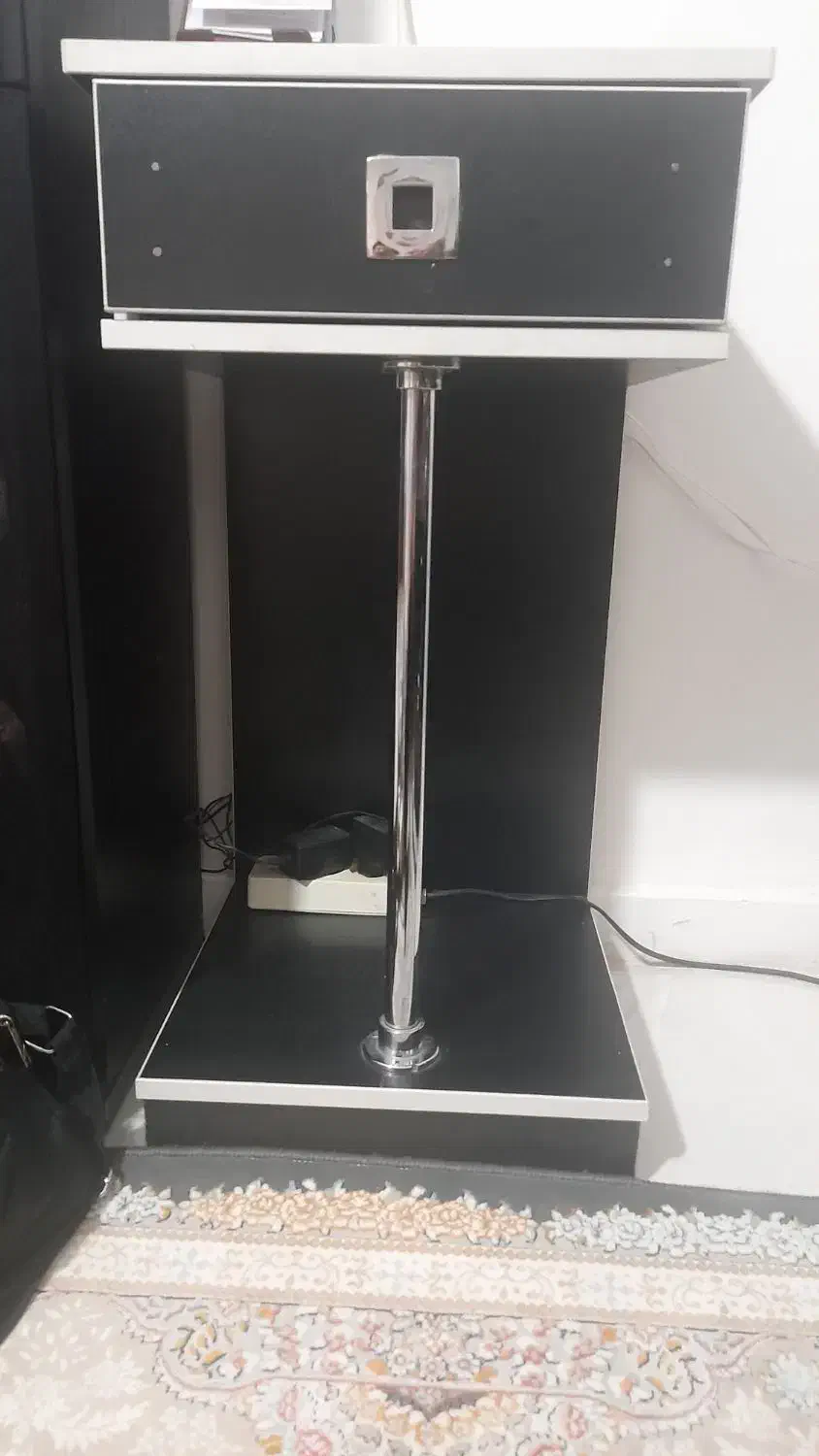 میز تلفن|میز تلفن|اراک, |دیوار