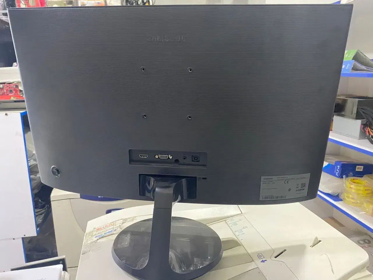 مانیتور 24 اینچ منحنی سامسونگ|قطعات و لوازم جانبی رایانه|تهران, شهرک نفت|دیوار