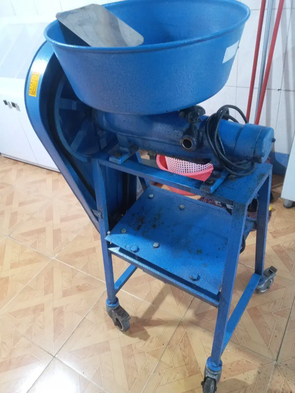 دستگاه آبغوره گیری|فروشگاه و مغازه|لوشان, |دیوار