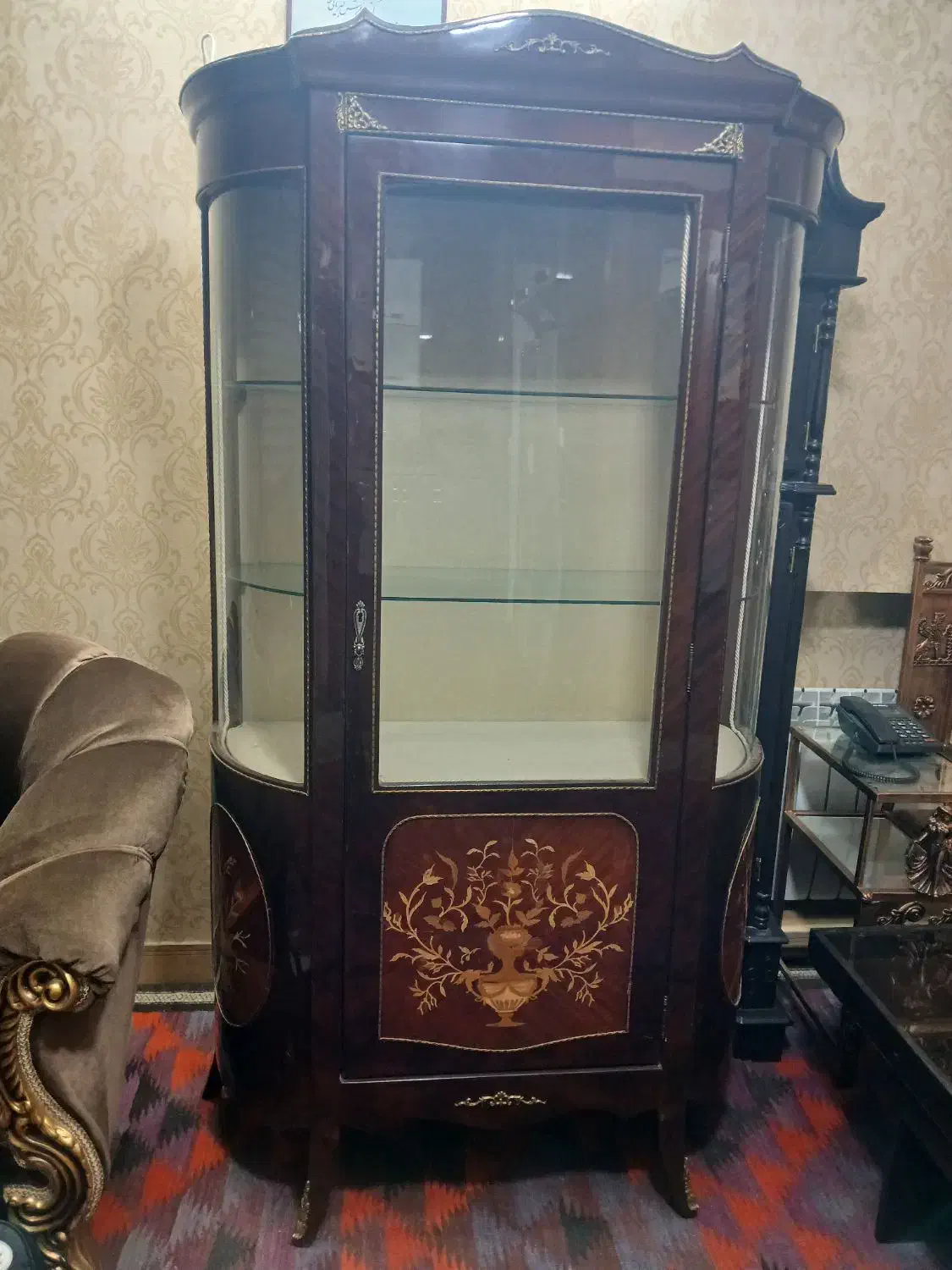 گنجه|بوفه، ویترین، کنسول|مشهد, کارمندان دوم|دیوار