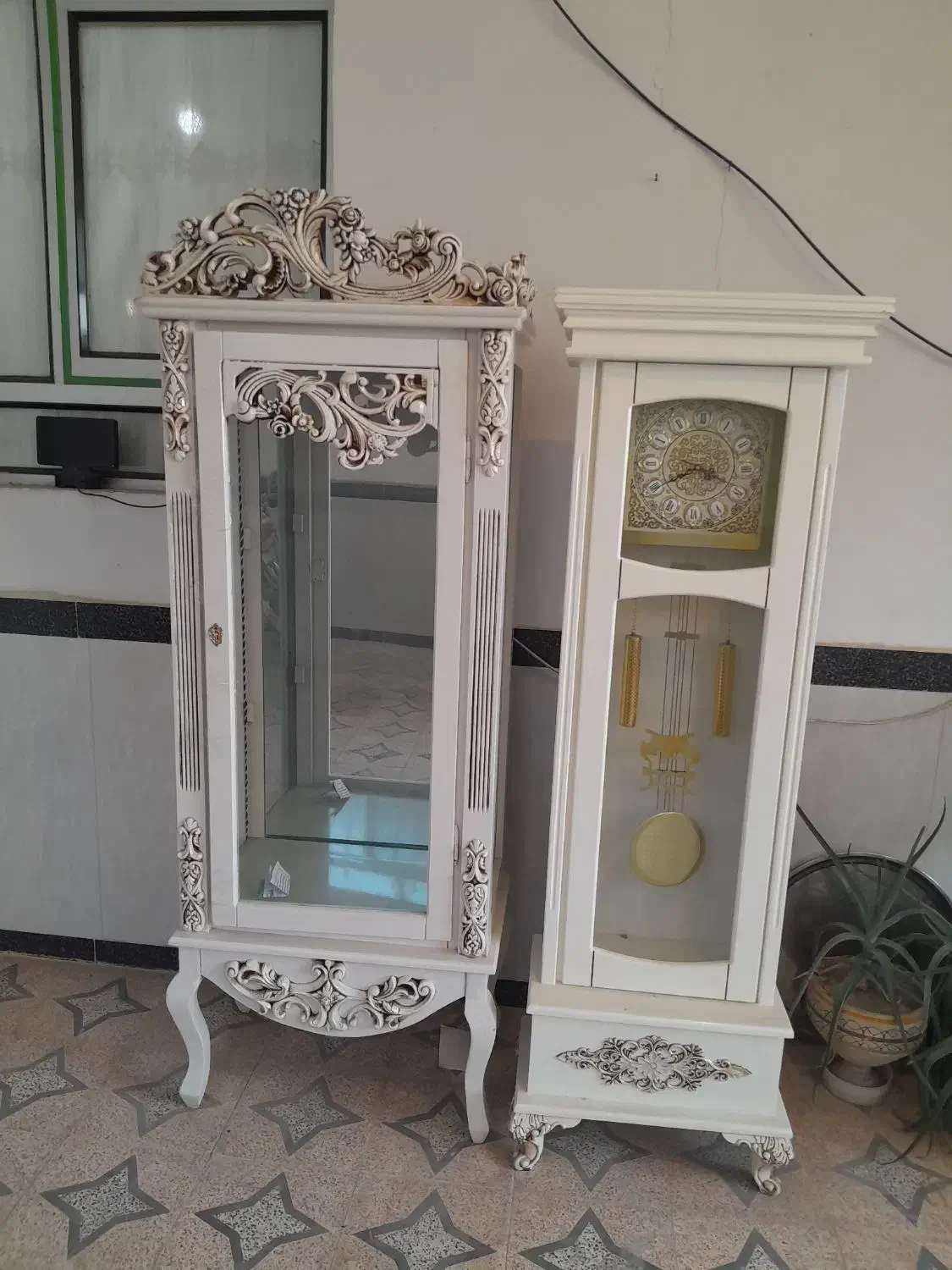 ویترین وساعت|بوفه، ویترین، کنسول|نهاوند, |دیوار