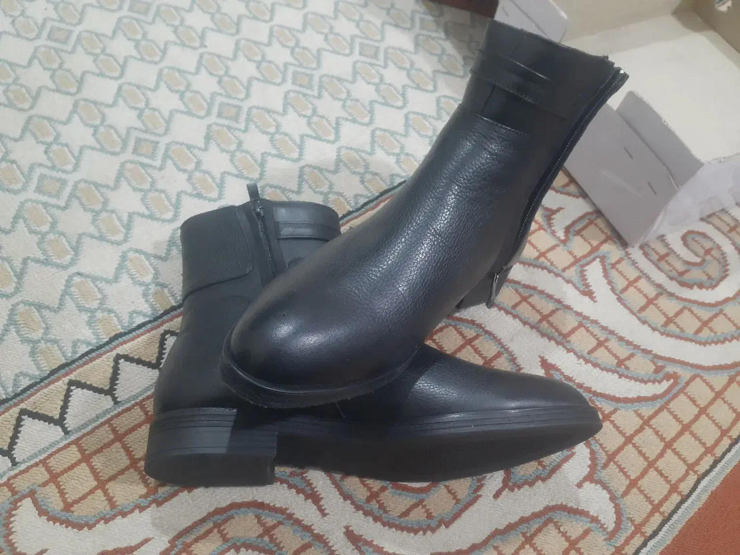 کفش|کیف، کفش، کمربند|ایلام, |دیوار