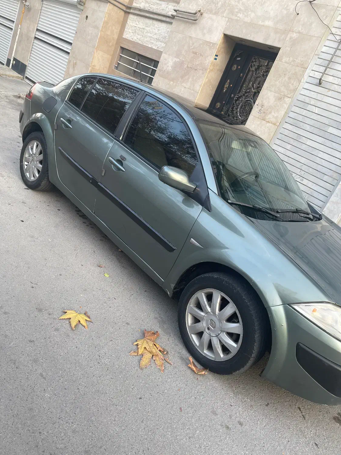 مگان ۲۰۰۰اتوماتیک مدل۹۱|خودرو سواری و وانت|ارومیه, |دیوار