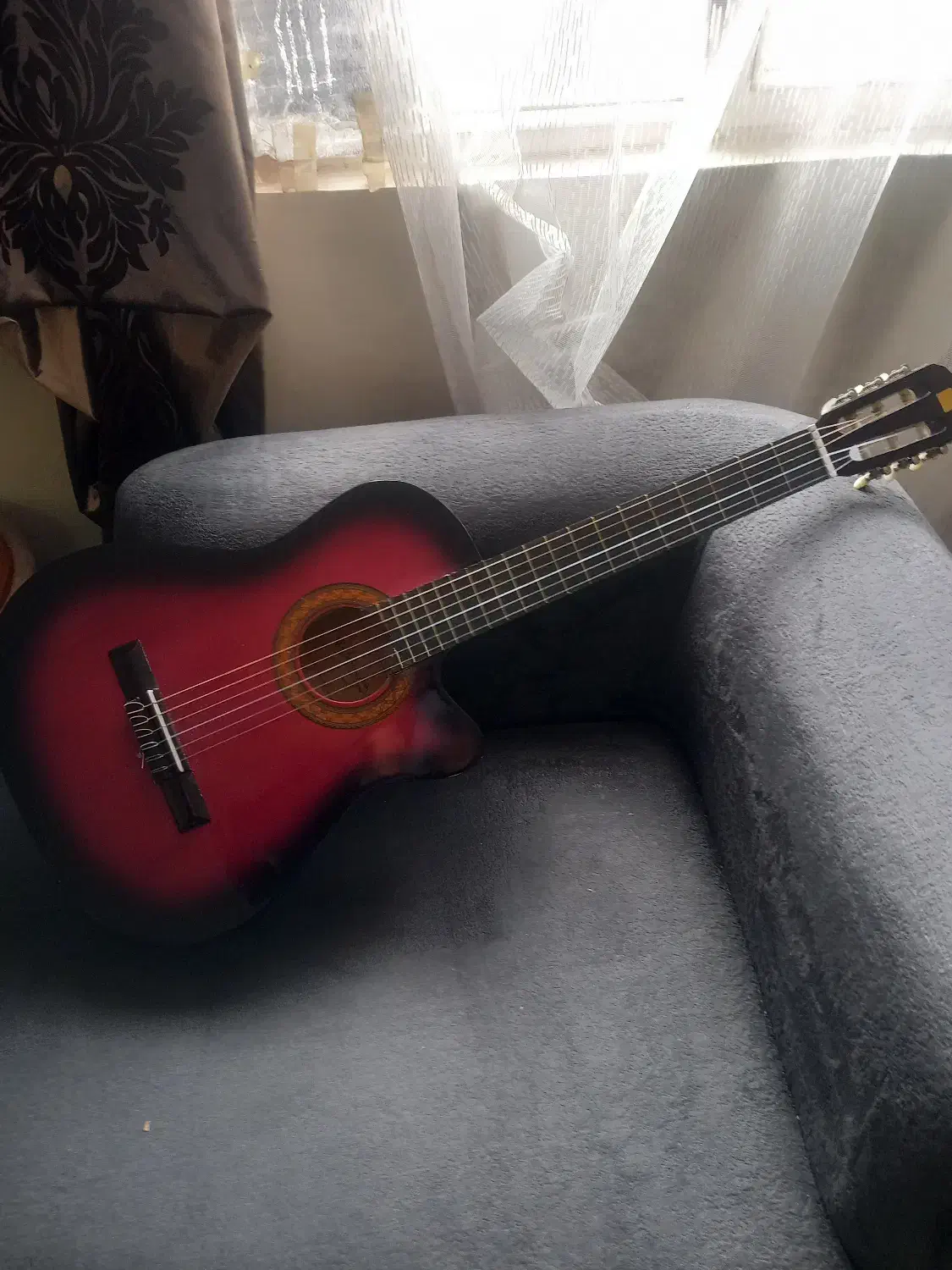 فروش گیتار وکیف گیتار|گیتار، بیس، امپلیفایر|قزوین, |دیوار