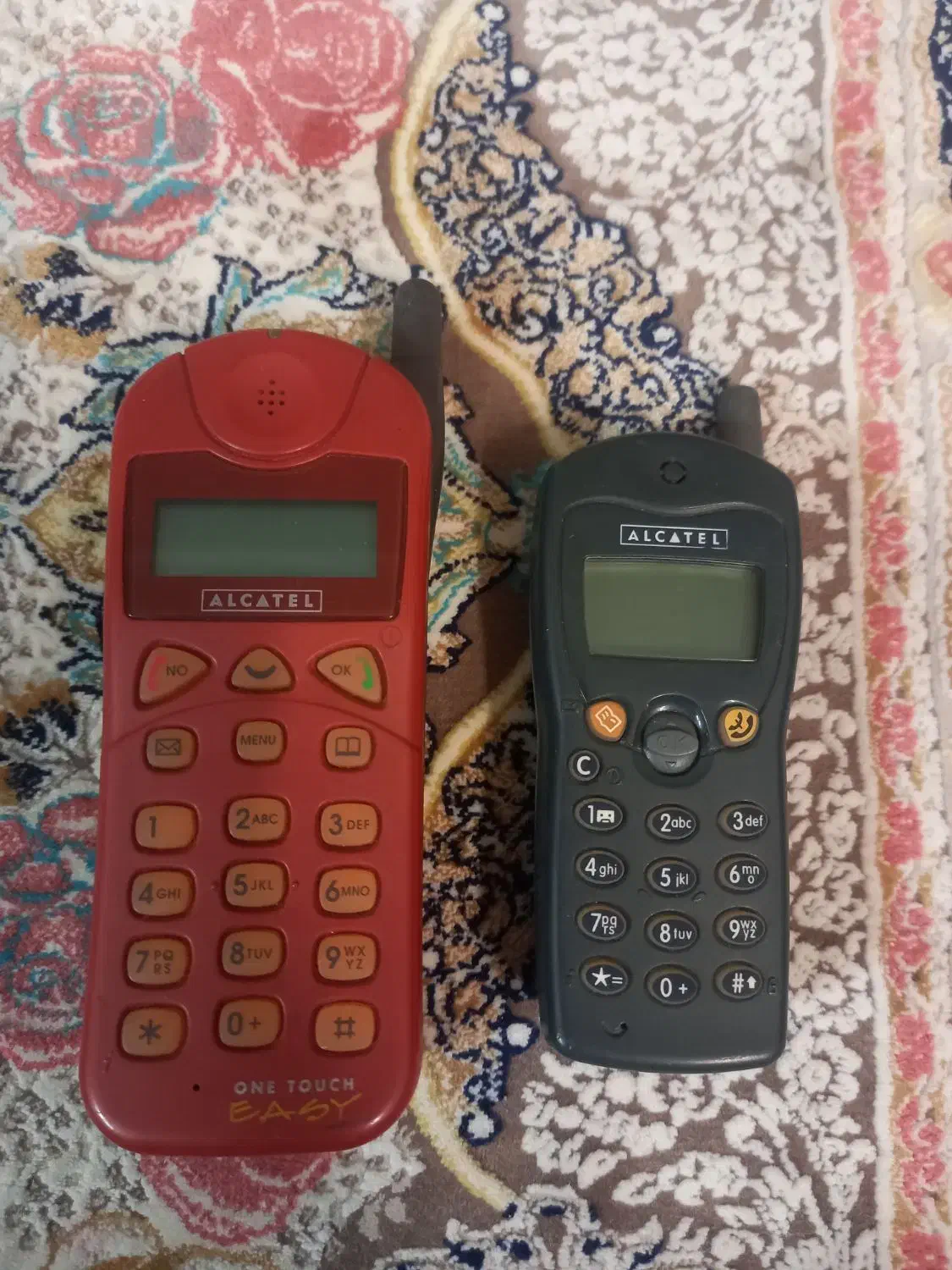 ۲ عدد گوشی کلیکسیونی آلکاتل|موبایل|تهران, انبار نفت|دیوار