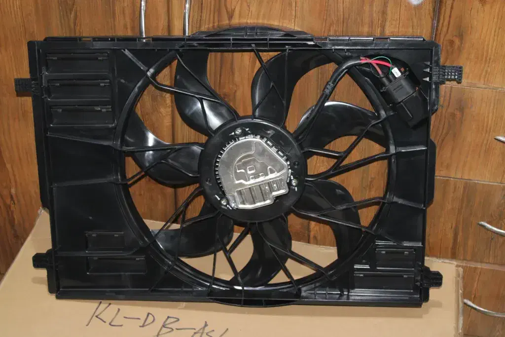 پروانه فن رادیاتور و‌ کولر آئودی بنز سواری بی ام و|قطعات یدکی و لوازم جانبی|تهران, بهارستان|دیوار