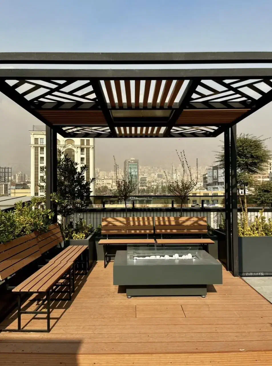 ۲۱۰ متر فرشته مدرن نوساز فول مشاعات