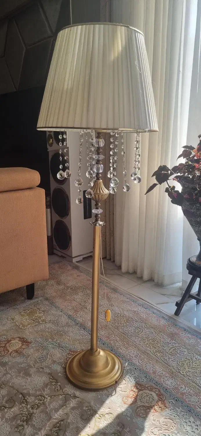 آباژور|چراغ خواب و آباژور|فلاورجان, |دیوار