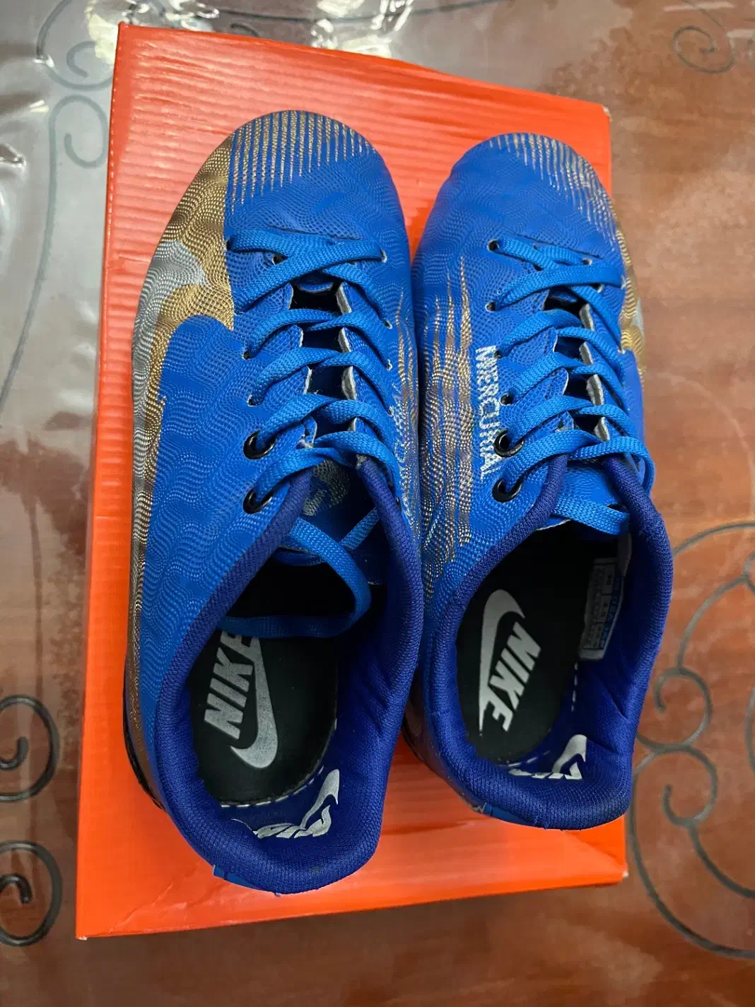 کتونی فوتبالی نو ارزان اورجینال برند اصلی لالیگا|کیف، کفش، کمربند|شهریار, شهریار|دیوار