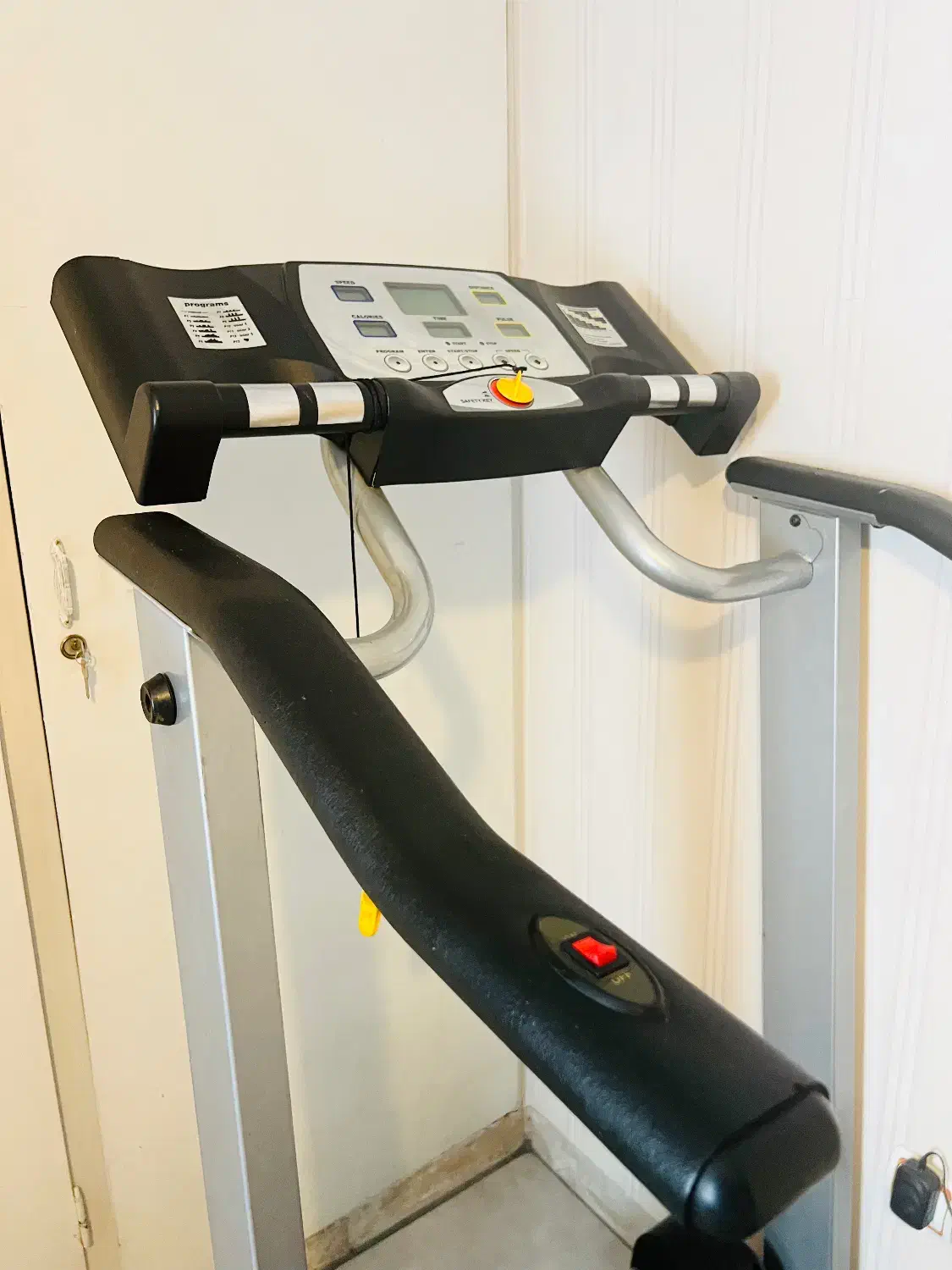 تردمیل تایوانی|تجهیزات ورزشی|شیراز, قدوسی غربی|دیوار