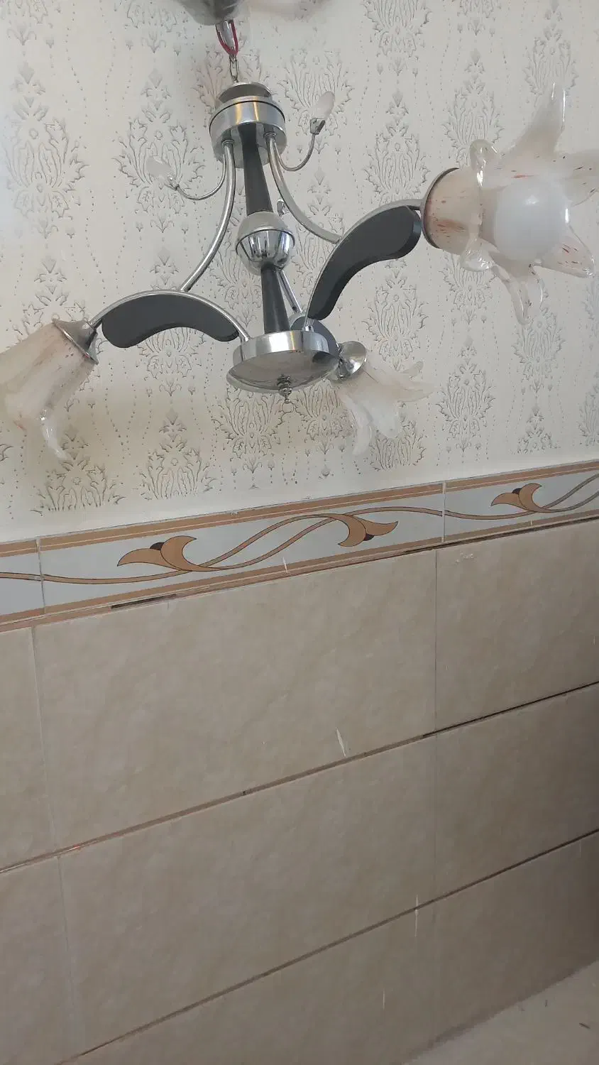 لوستر آشپزخانه دانیل فرانسه|لوستر و چراغ آویز|زنجان, |دیوار