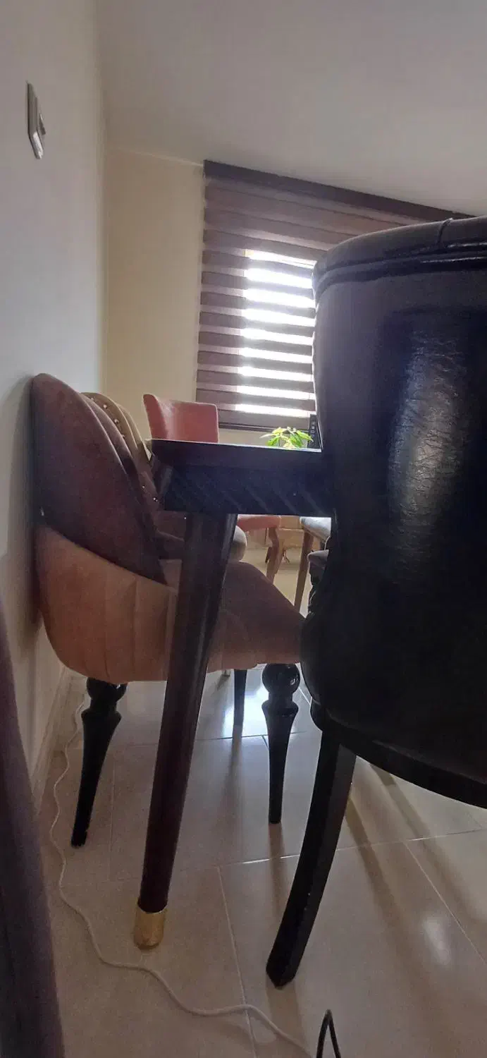 میزغذا خوری فروشی ۶ نفره|میز و صندلی غذاخوری|هشتگرد, شهرک گلها|دیوار