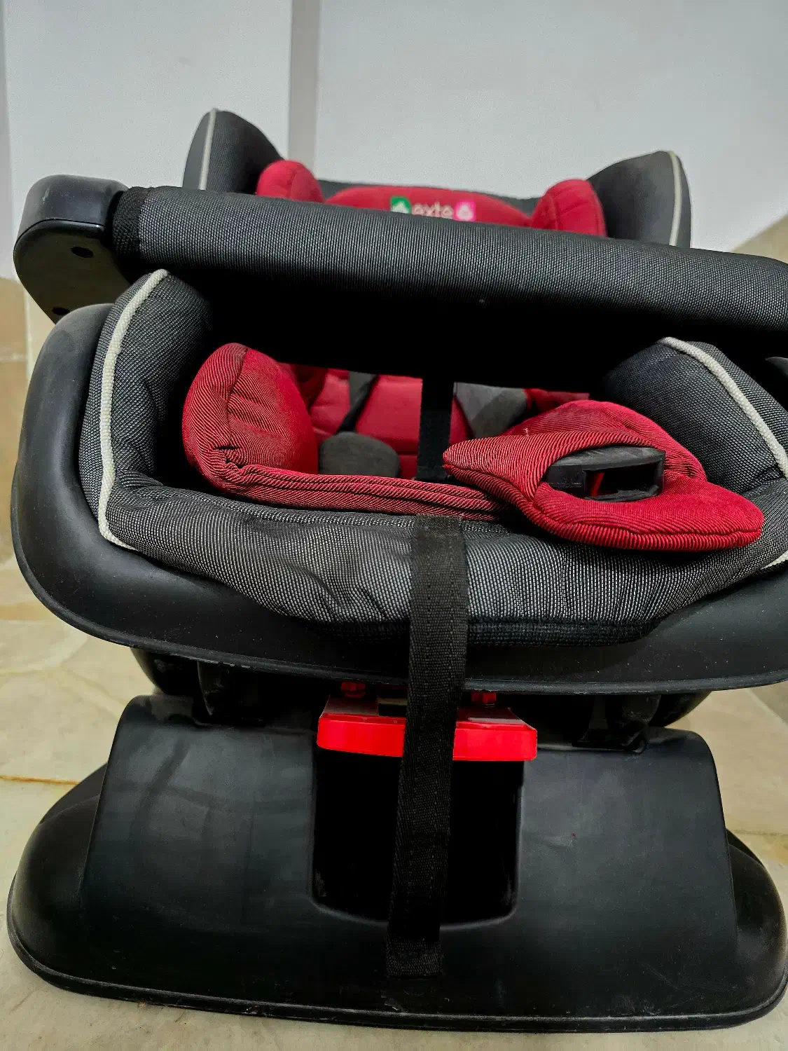 صندل ماشین کودک|تخت و صندلی بچه|تبریز, |دیوار