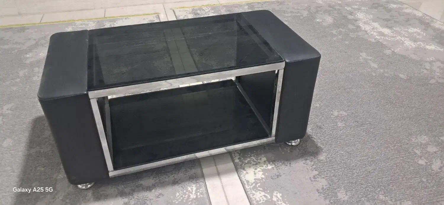 یک دست مبلمان اداری با صندلی چرخدار و عسلی|مبلمان اداری|کوهدشت, |دیوار