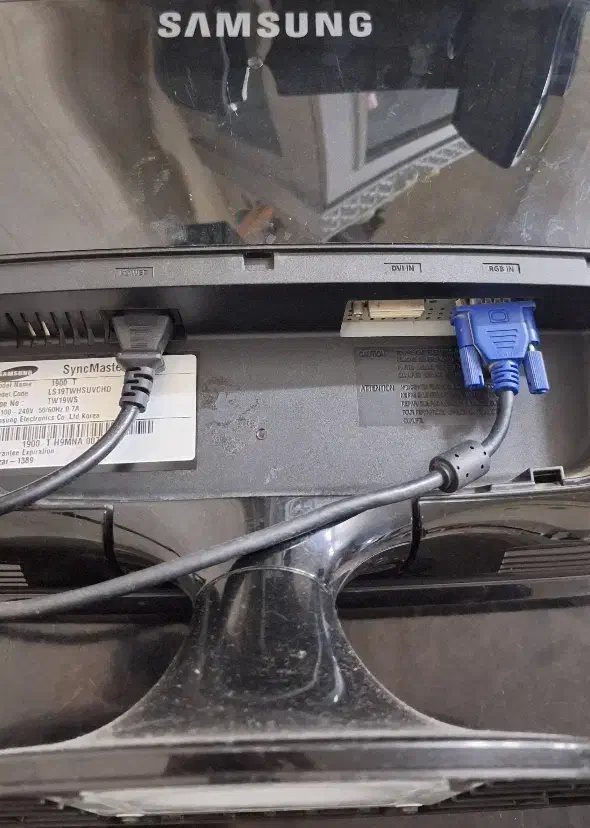 مانیتور سامسونگ|قطعات و لوازم جانبی رایانه|قم, شاد قلی|دیوار