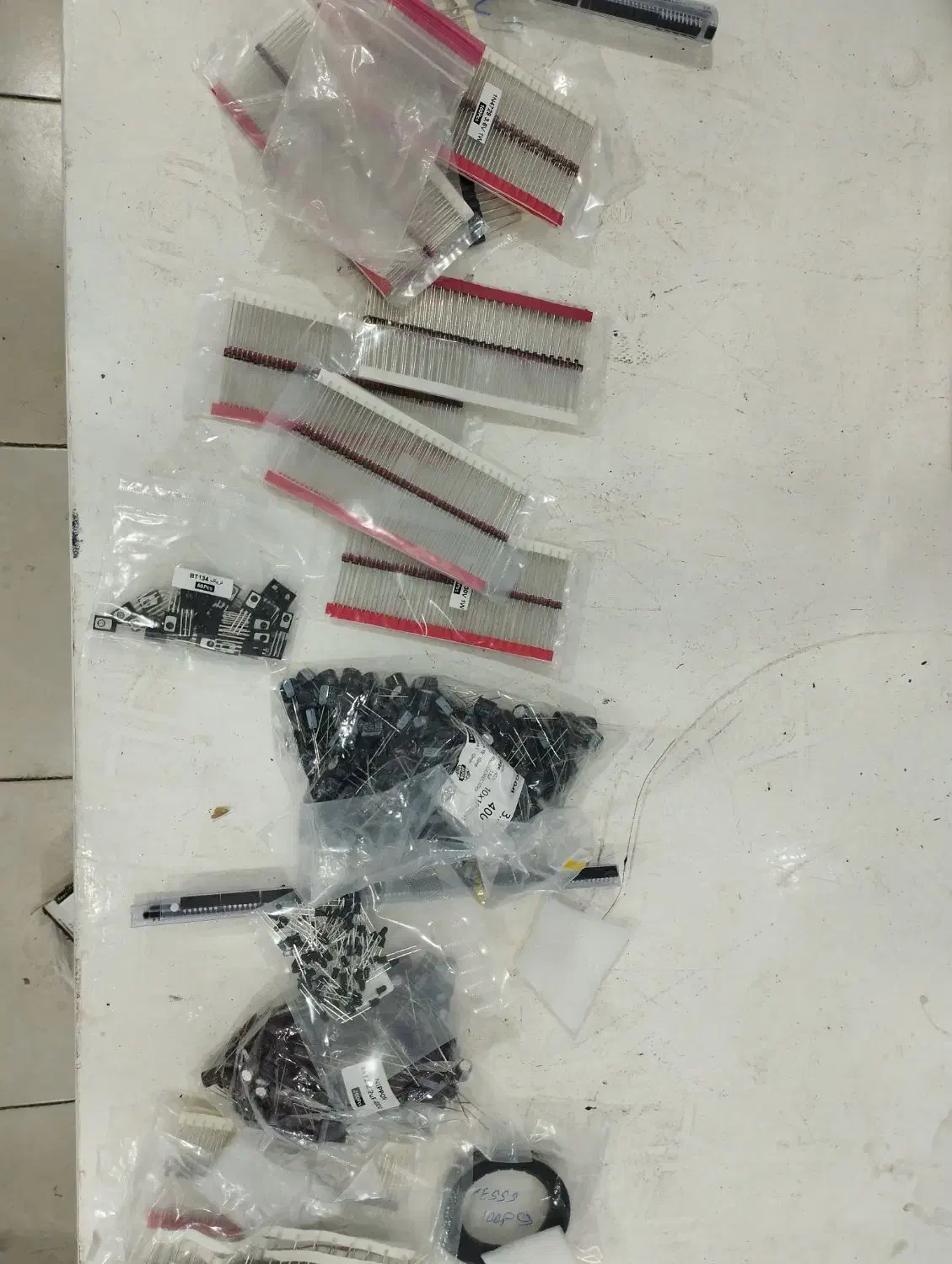 فروشگاه قطعات الکترونیک/ماژول/آیسی/خازن/مقاومت|قطعات و لوازم جانبی رایانه|شوشتر, |دیوار