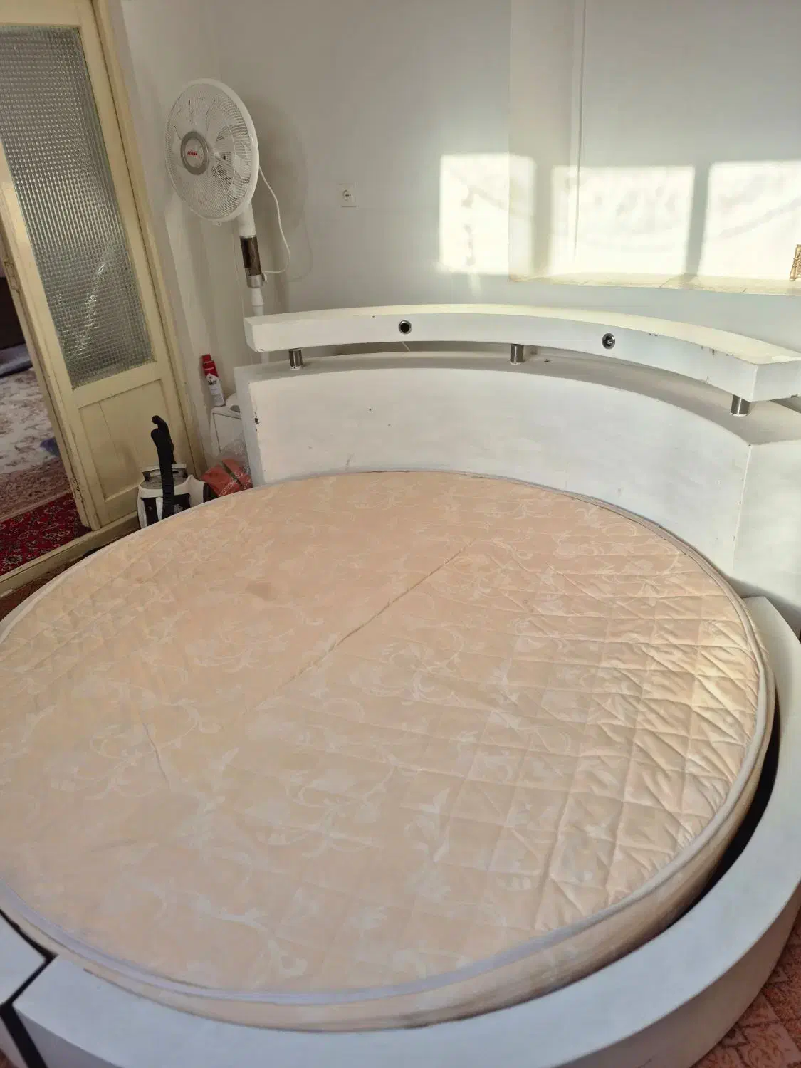 تخته گرد دو نفره - کیفیت درجه یک|تخت و سرویس خواب|یزد, |دیوار