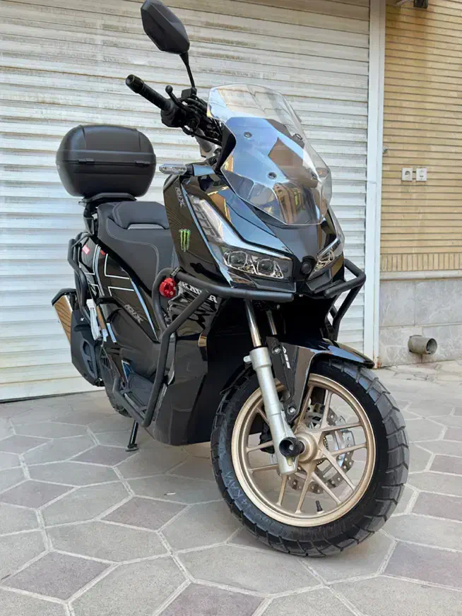 اسکوتر کویر AGV-X|موتورسیکلت|شیراز, سینما سعدی|دیوار