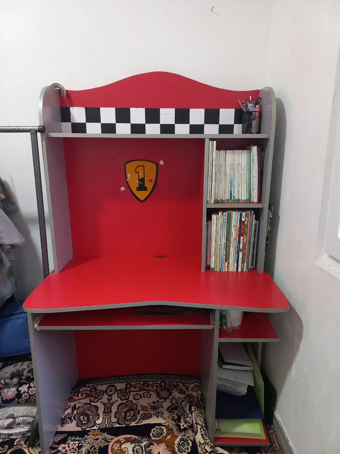 میز تحریر|میز تحریر و کامپیوتر|ماسال, |دیوار