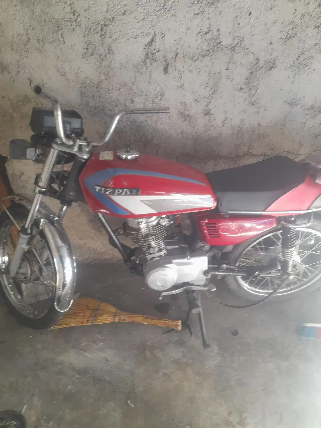 هندا 125|موتورسیکلت|رشت, پاره بیجار|دیوار